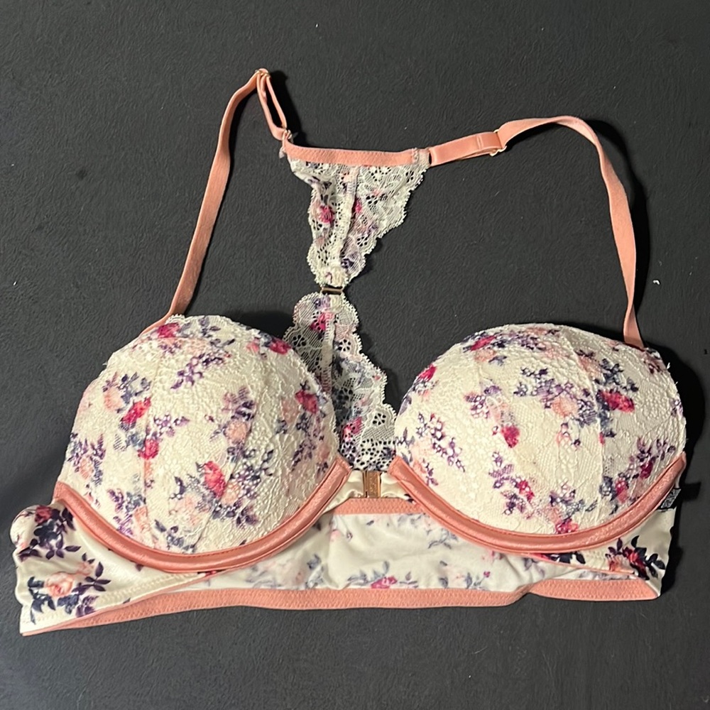 Pink cross over push up
